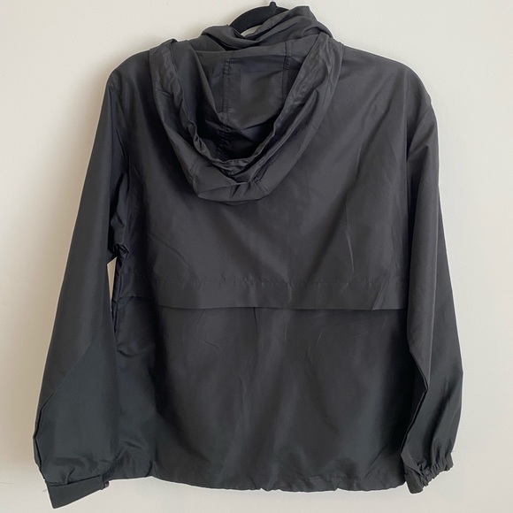 University of Waterloo Windbreaker - Picture 2 of 2